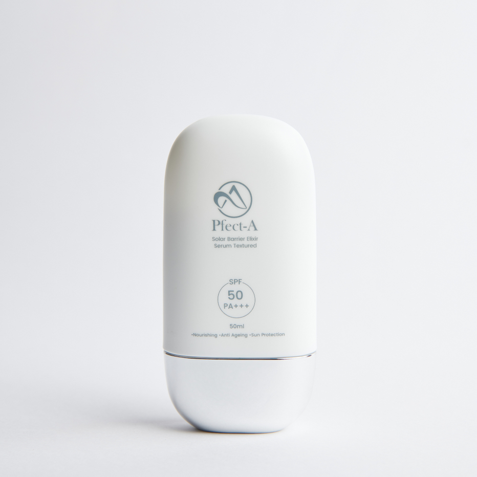 Acne safe broad spectrum sunscreen spf 50 pa+++ with advanced UV filters for sensitive skin
