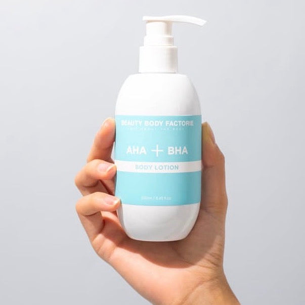 Dermatologist-recommended AHA BHA Korean body exfoliant for daily use; a fragrance-free formula that dissolves dead skin cells and clears pores without irritation.