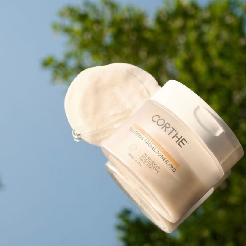 Corthe Dermo Essential Soothing Toner Pads in the Bounce Back Bundle are made of 100% organic unbleached fiber, soaked in Centella and Panthenol to calm redness and repair the skin barrier.