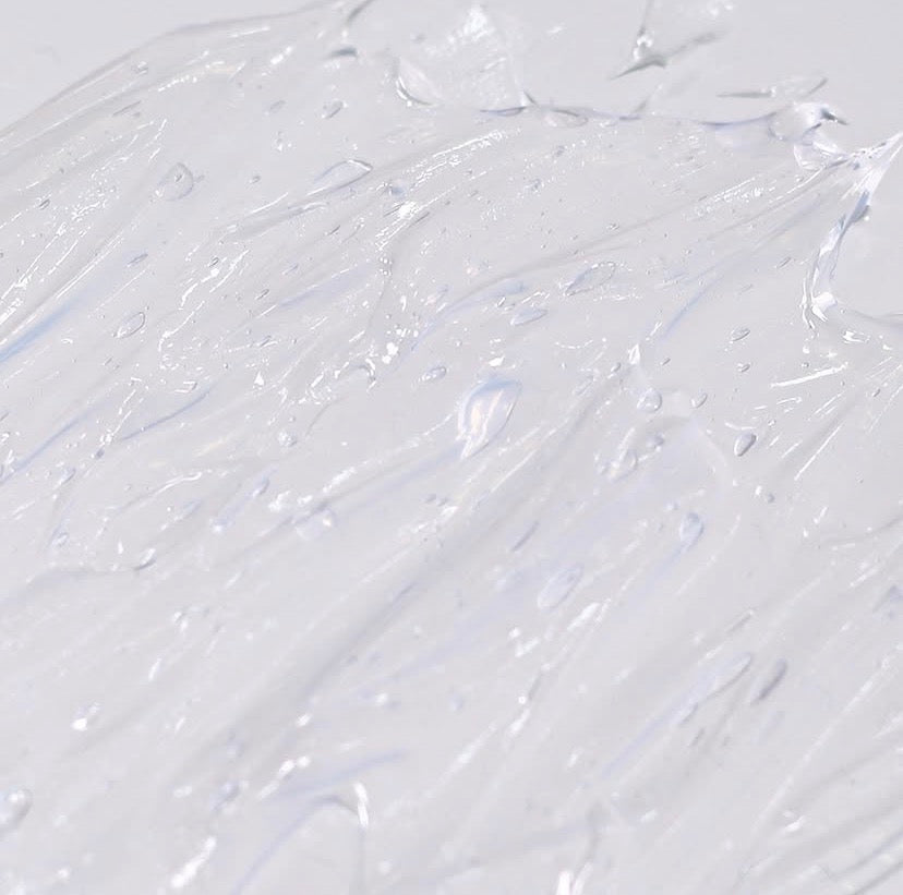 Lightweight and cooling texture of Corthe Ice Soothing Gel, designed to instantly lower skin temperature and soothe inflamed, reactive skin.