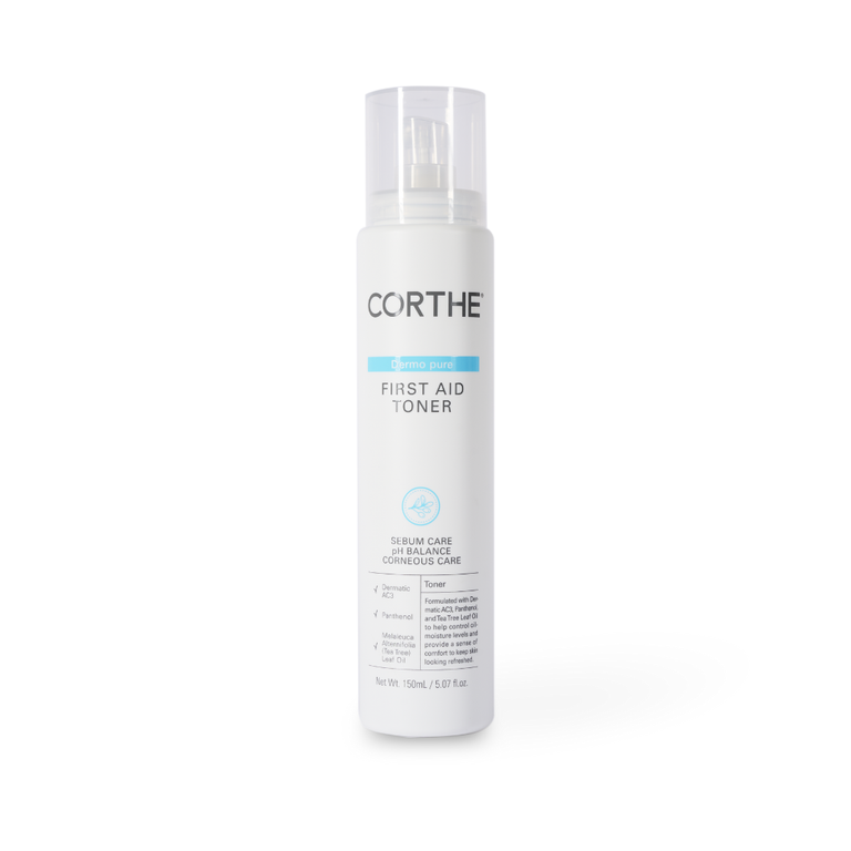Corthe First Aid Acne Toner enriched with Centella Asiatica and Licorice Root; a soothing K-Beauty solution that solves the problem of chronic acne inflammation and redness for sensitive skin types.
