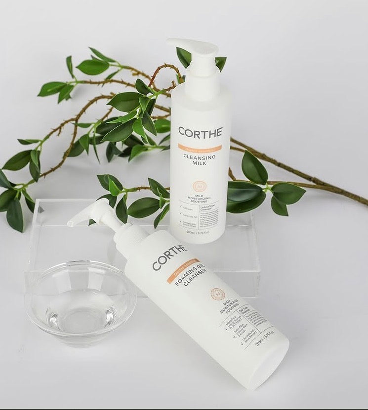 Solution for congested pores and redness: Corthe Dermo Essential Cleanser with anti-inflammatory Willow Bark and Centella Asiatica.