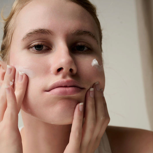 Thesera Growth Recovery Cream for deep hydration and 17 amino acid barrier support | Mystic Beauty
