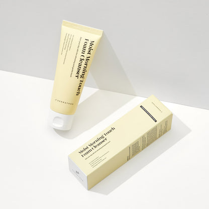 The ideal second step for a professional Korean double cleansing routine, featuring 55% plant-based moisturizers to prevent post-wash tightness.