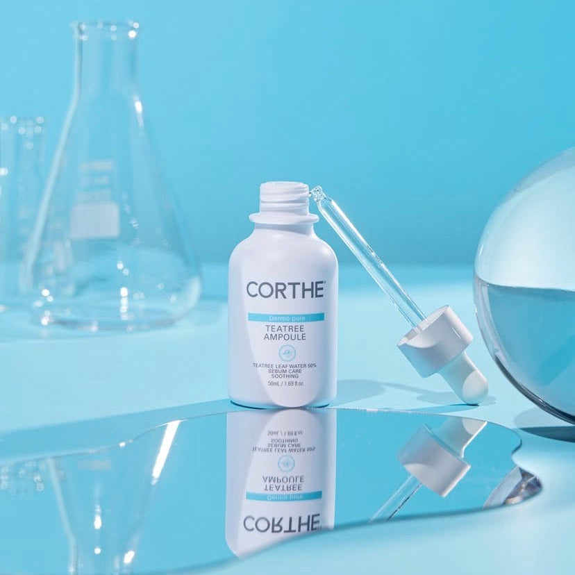 Lightweight and layerable Corthe Tea Tree Serum that absorbs instantly into oily skin to provide a fresh, shine-free finish.