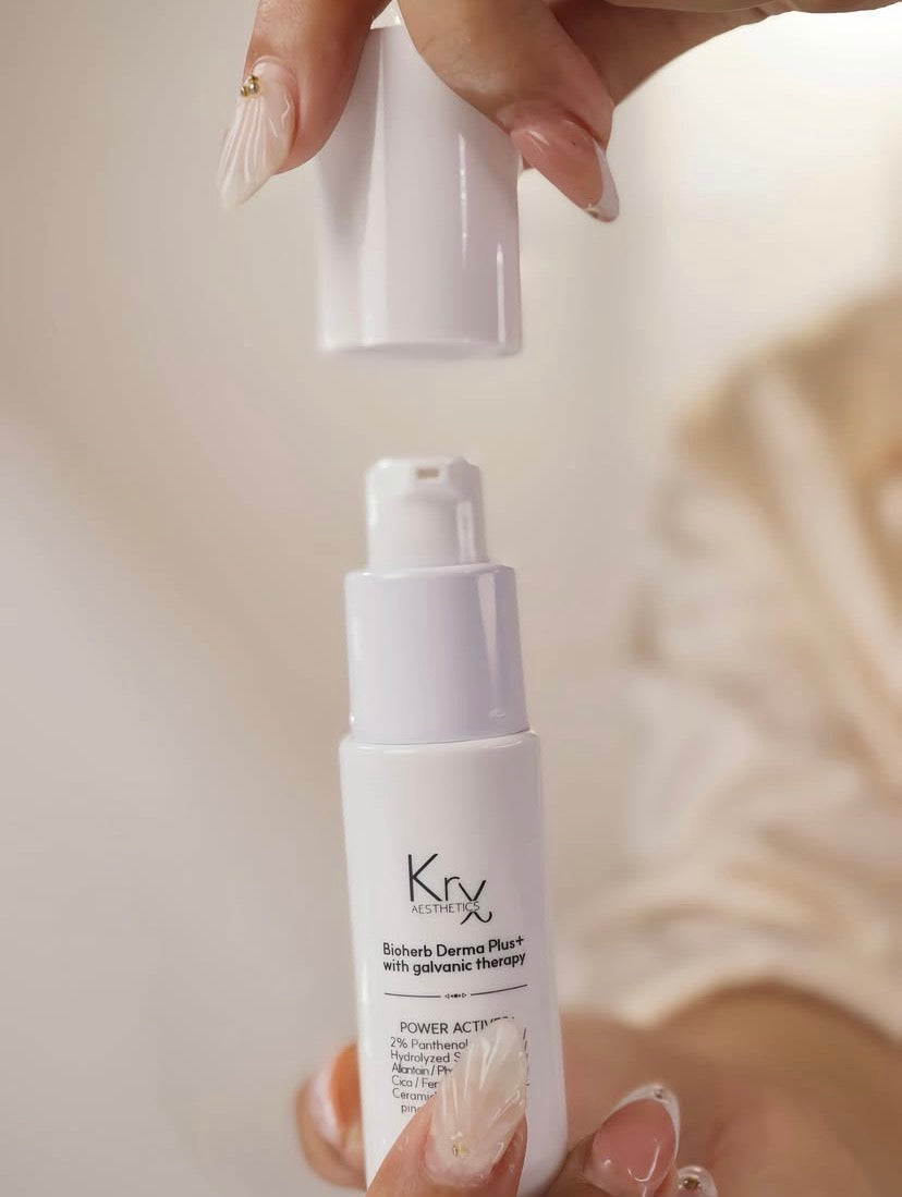 Demonstration of the KrX Korean spicule treatment, a high-performance solution for resurfacing skin and restoring a radiant, clinical-grade glow.