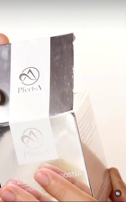 Clinical-grade Korean cream formulated with vegan spider silk and NMN to support DNA repair and restore a youthful, resilient skin structure.