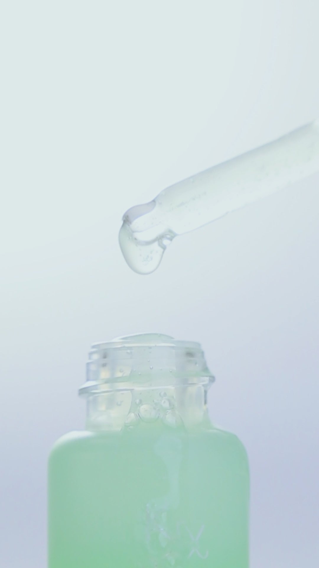 Correcting dry skin with KrX Cica Recovery Serum, featuring Centella and Peptides that strengthens the skin's natural resilience.