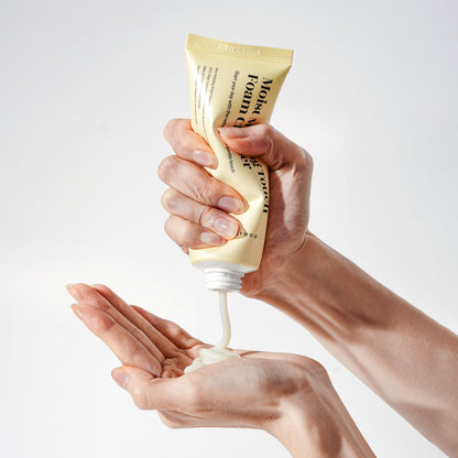 Sulfate-free Dermathod Moist Morning Touch cleanser, a professional-grade balm-to-foam formula designed to protect the skin barrier while lifting impurities.