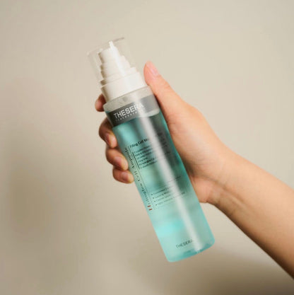 Thesera Hydroglow Cell Korean Ampoule Mist specifically formulated to travel through the skin’s water channels (Aquaporins) for hydration that lasts hours, not minutes.