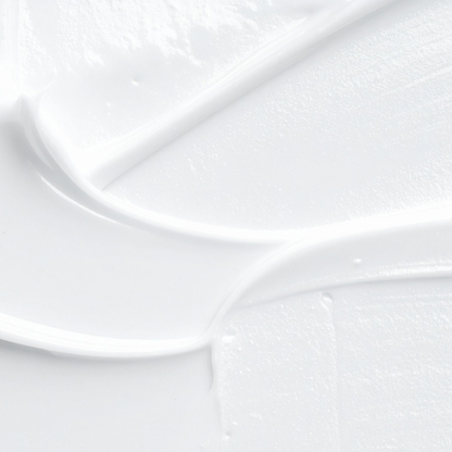 Rich, smooth texture swatch of Thesera L-FTING Melting Thread Cream featuring nano-chitosan melting threads for deep dermal absorption and skin firming.